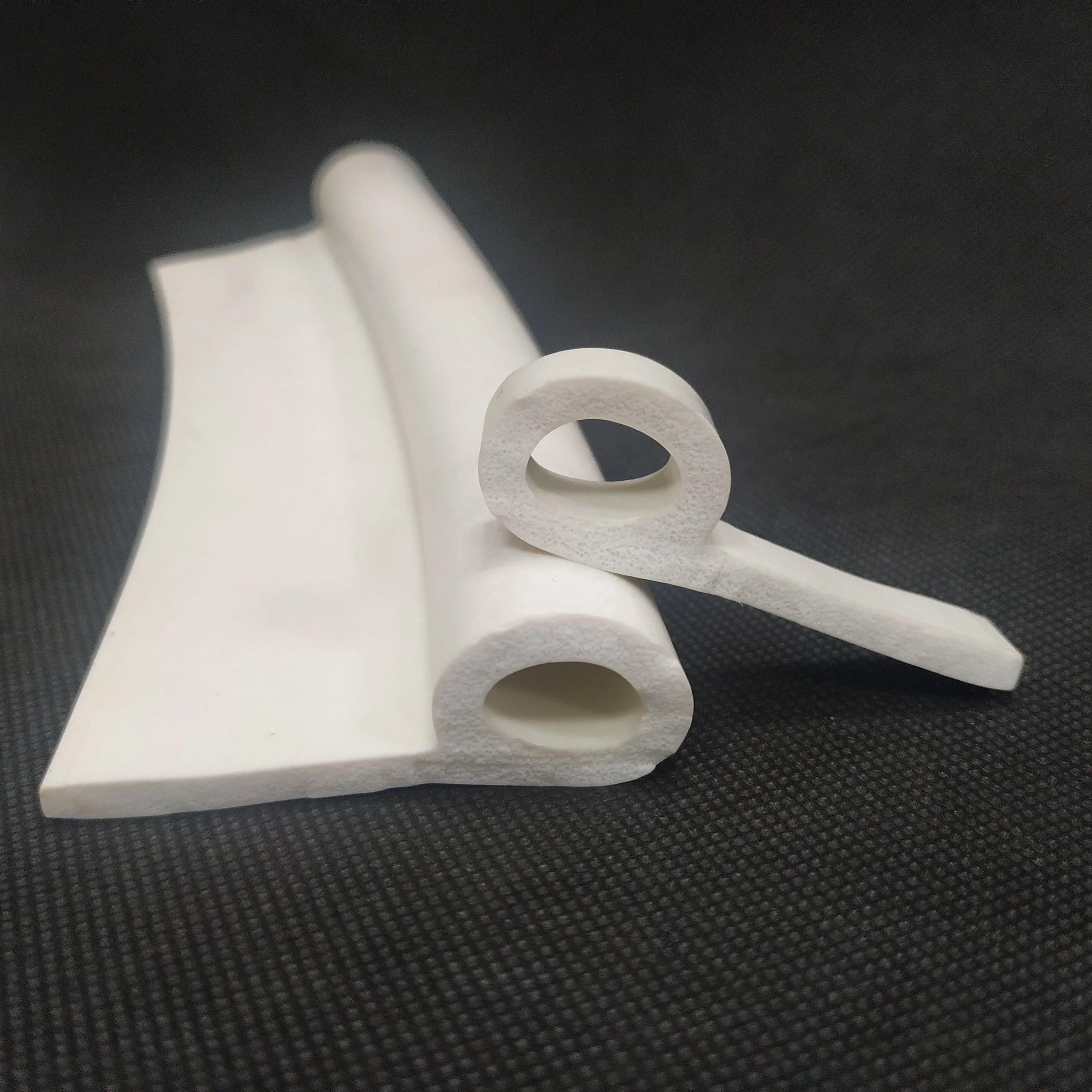 P shape white color door seal silicone water seal custom rubber gasket