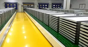 Yangtze High efficiency solar panel 144 cells  560w 570w 580w mono solar panel cheap price