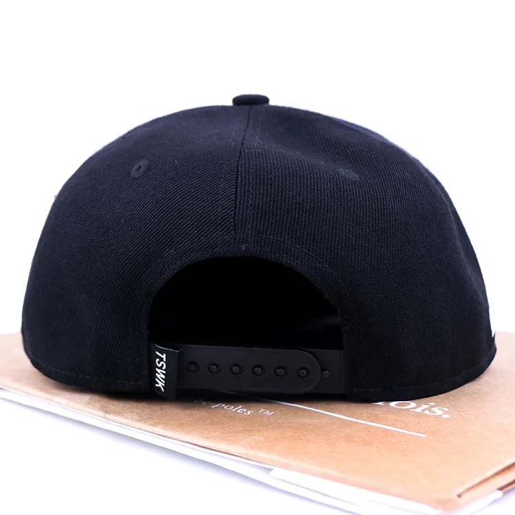 Qianzun casual adjustable strap hip hop hats gorras embroidery logo black snapback hat