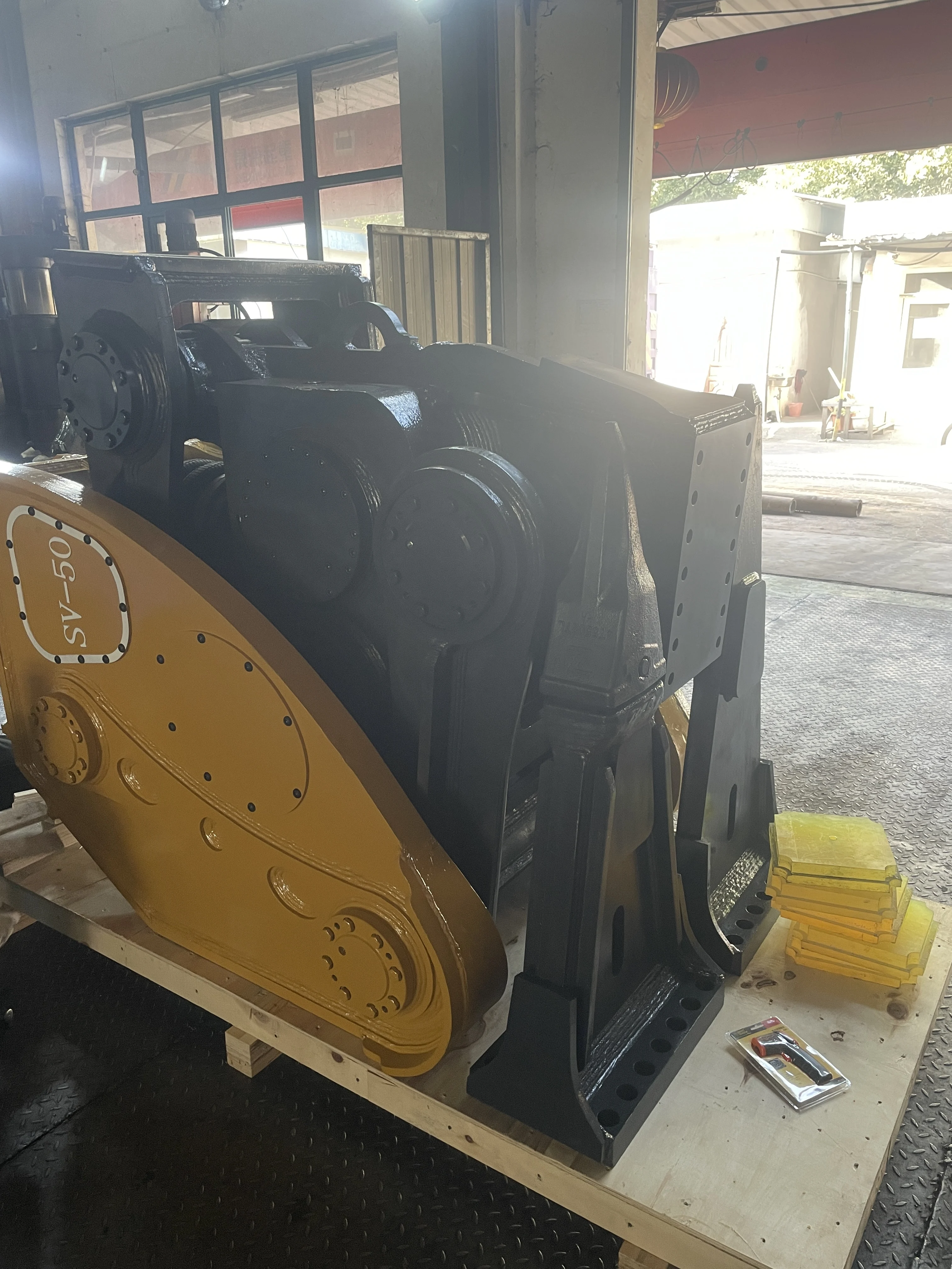 Excavator Vibrate Hydraulic Breaker Concrete Hammer Vibro Ripper