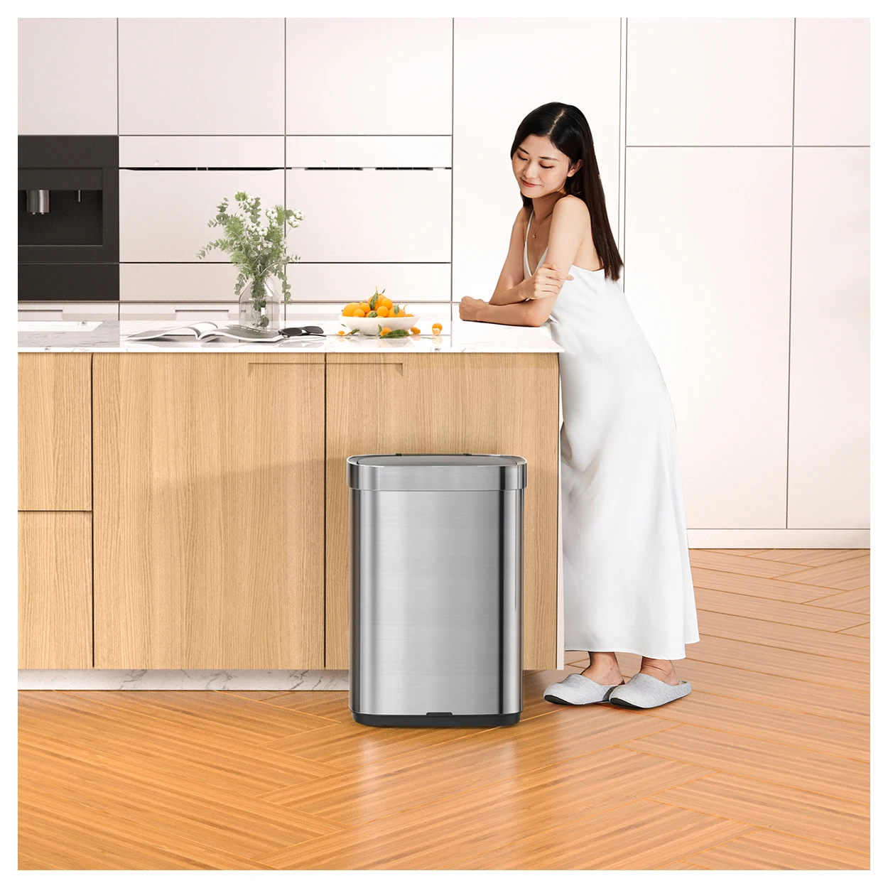Household sensor bin Big capacity Automatic trash bin Stainless Steel Smart Sensor Trash Can