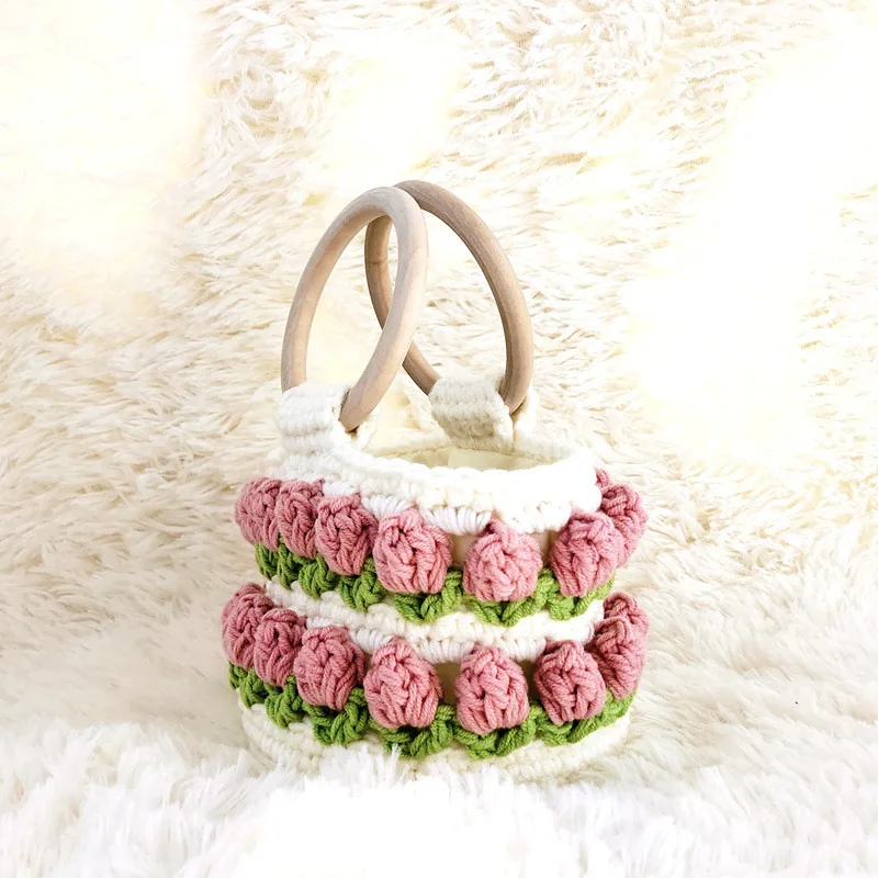New design wooden handles small handbag cute girls yarn knitting crochet purses handmade crochet bag