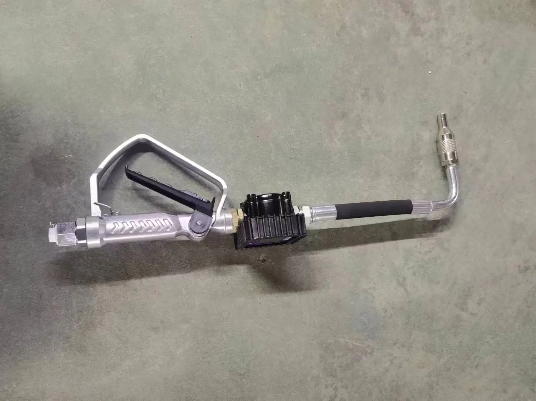 Engine oil nozzle fuel dispenser gun diesel fuel oil filling nozzle