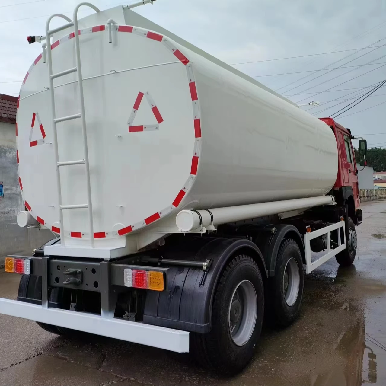 oil tanker