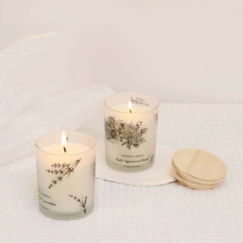 New Design Fresh And Natural Woody Fragrance 150g Frosted Glass Jar Bottle Scented Candle