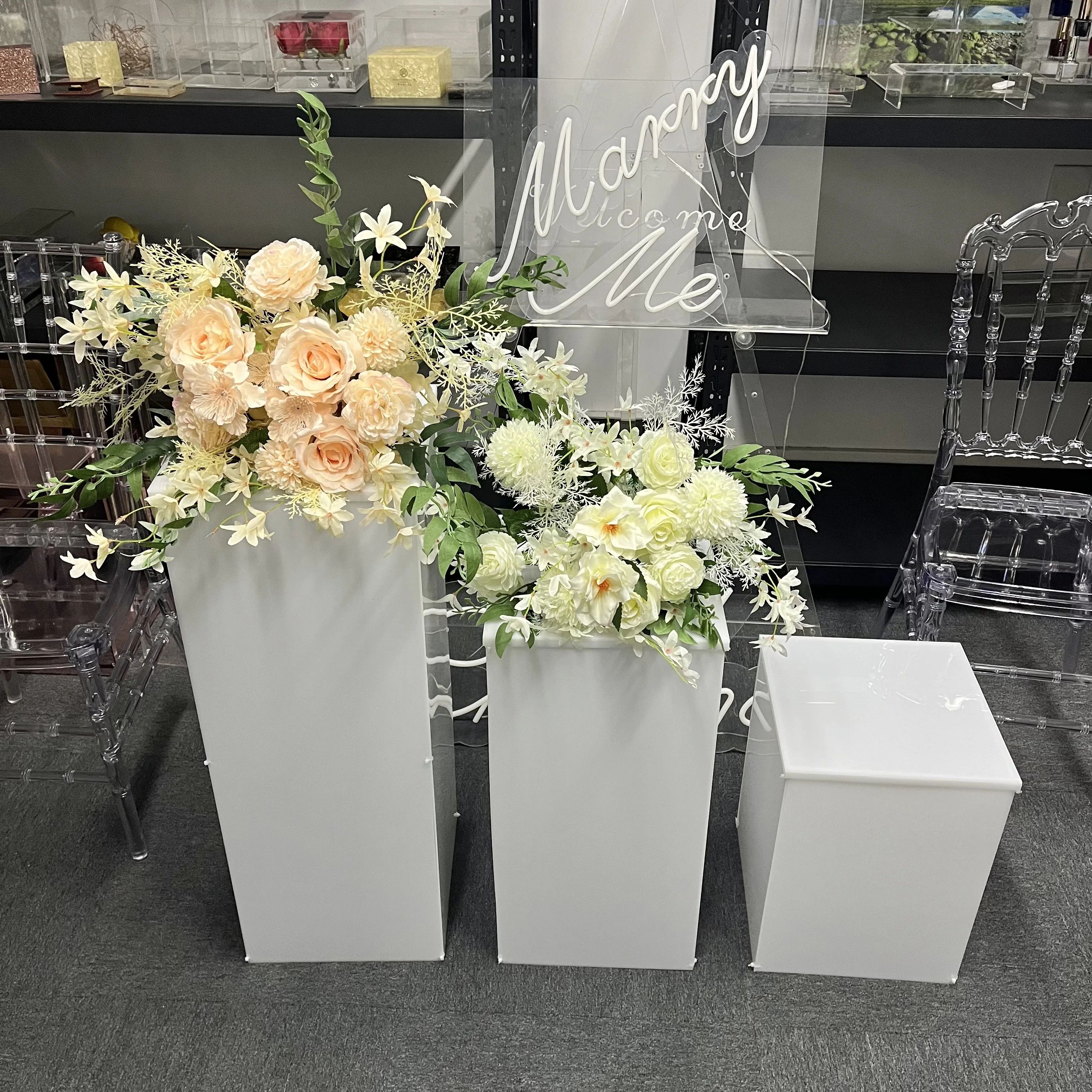 Factory wholesale Acrylic Cylinder Pedestals Stand White Acrylic Party Square Plinths for Party Stage Display