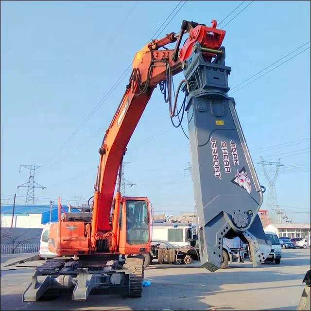 R210lc Excavator With Hydraulic Shear,Scrap Shears With 18 Months Warranty