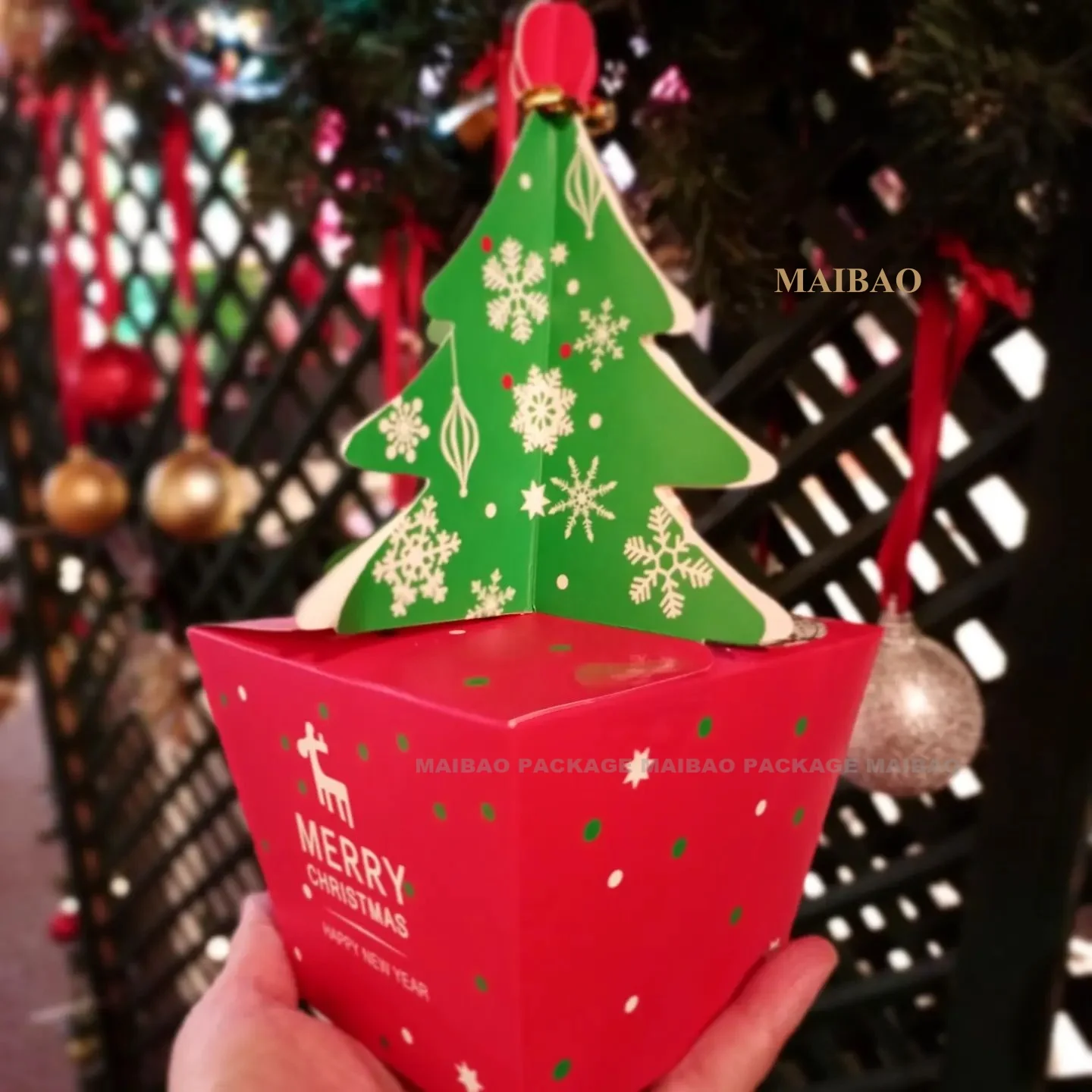 Red And Green Christmas Tree Apple Folding Paper Box Custom Logo Chocolate Gift Nuts Cookie Nougat Packing Boxes Sets