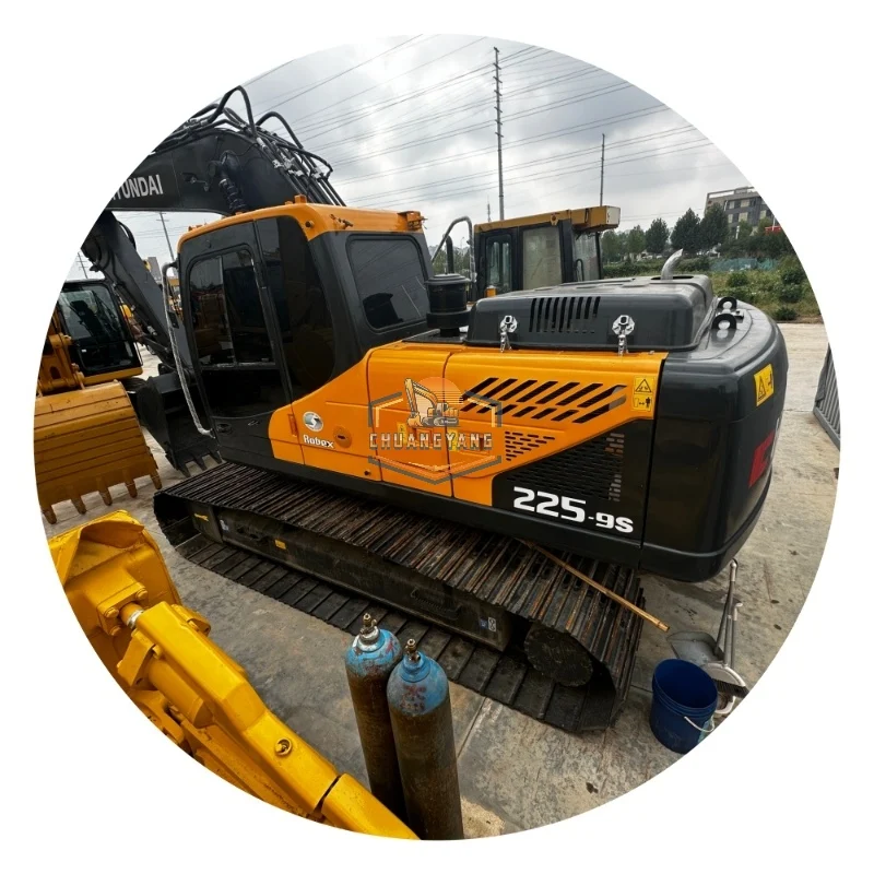 High Quality Used Hyundai Original Korea Brand 225-9s and 330-9s Crawler Excavator Earth Digger Free Shipping Cheap