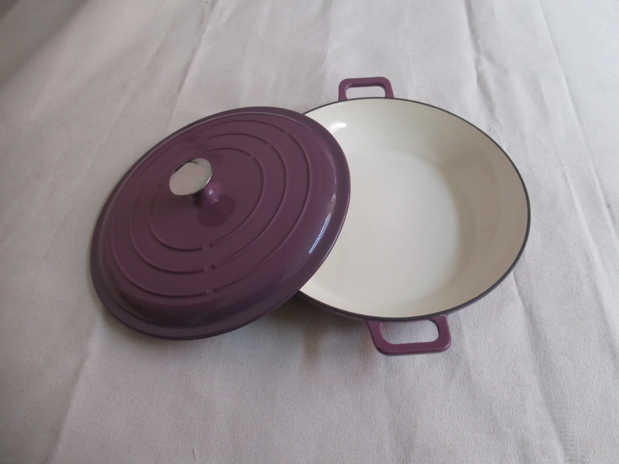 5 Quart Enameled Shallow Type Cast Iron Braiser Pan With Lid Cast Iron Casserole Dish with Lid