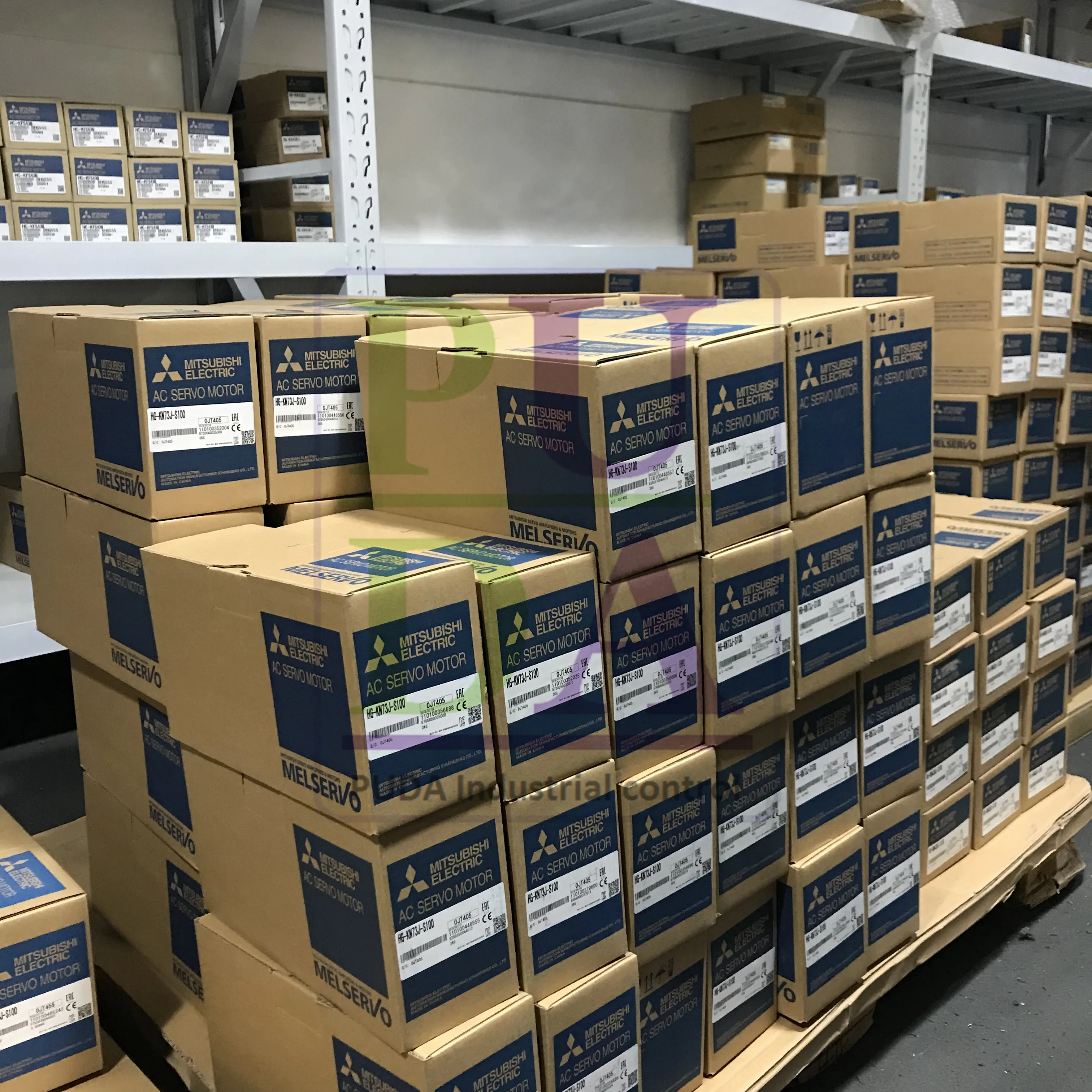 Наличные товары для Мицубиси мазак высокое напряжение двигателя HC-H103S-A47 гарантия на 1 год Лучшая цена HC-H103S-A47