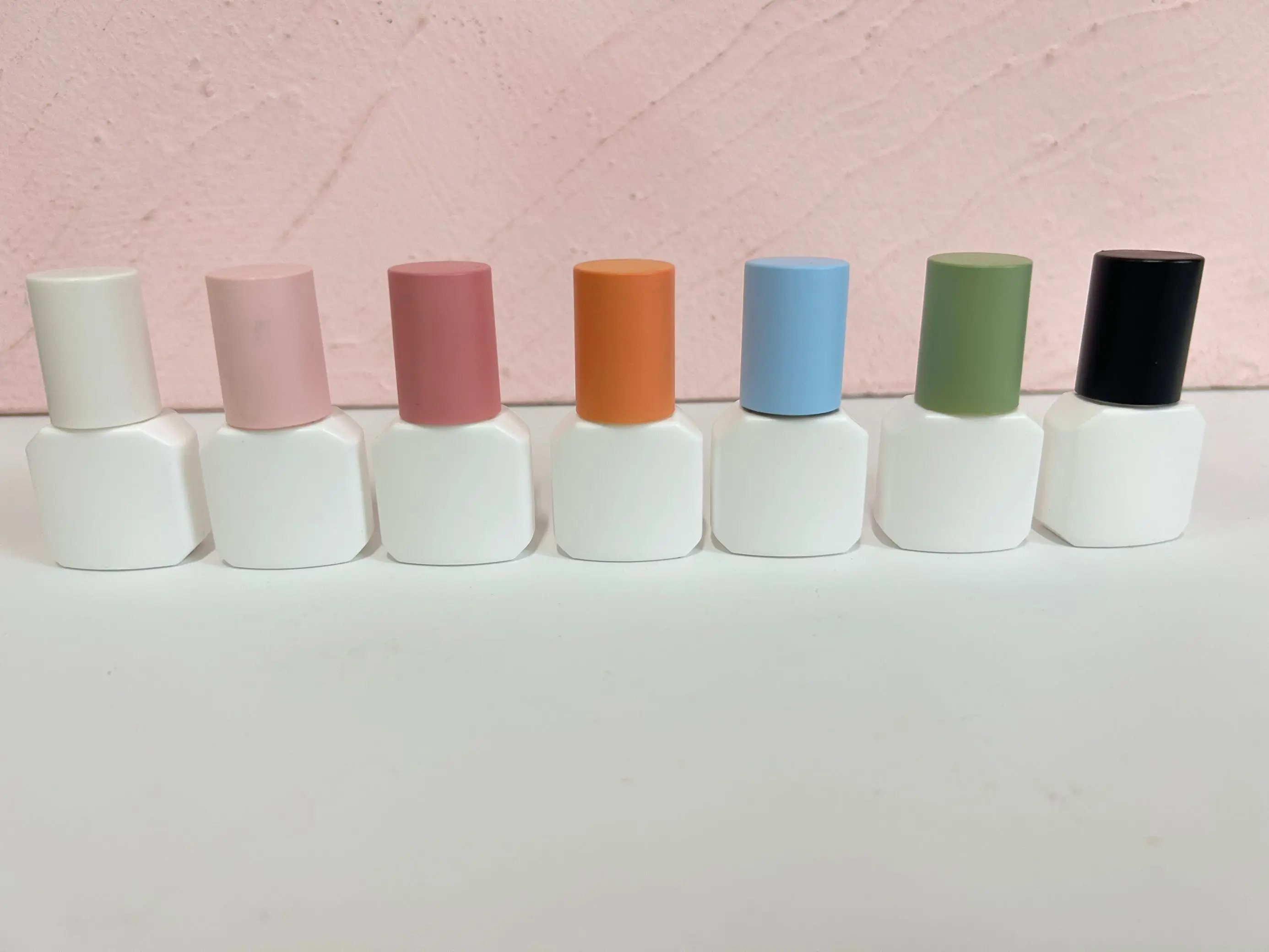 Professional Manufacturer Fast-Drying Eyelash Extension Glue Strong Cluster Lash Adhesive for Eyelashes