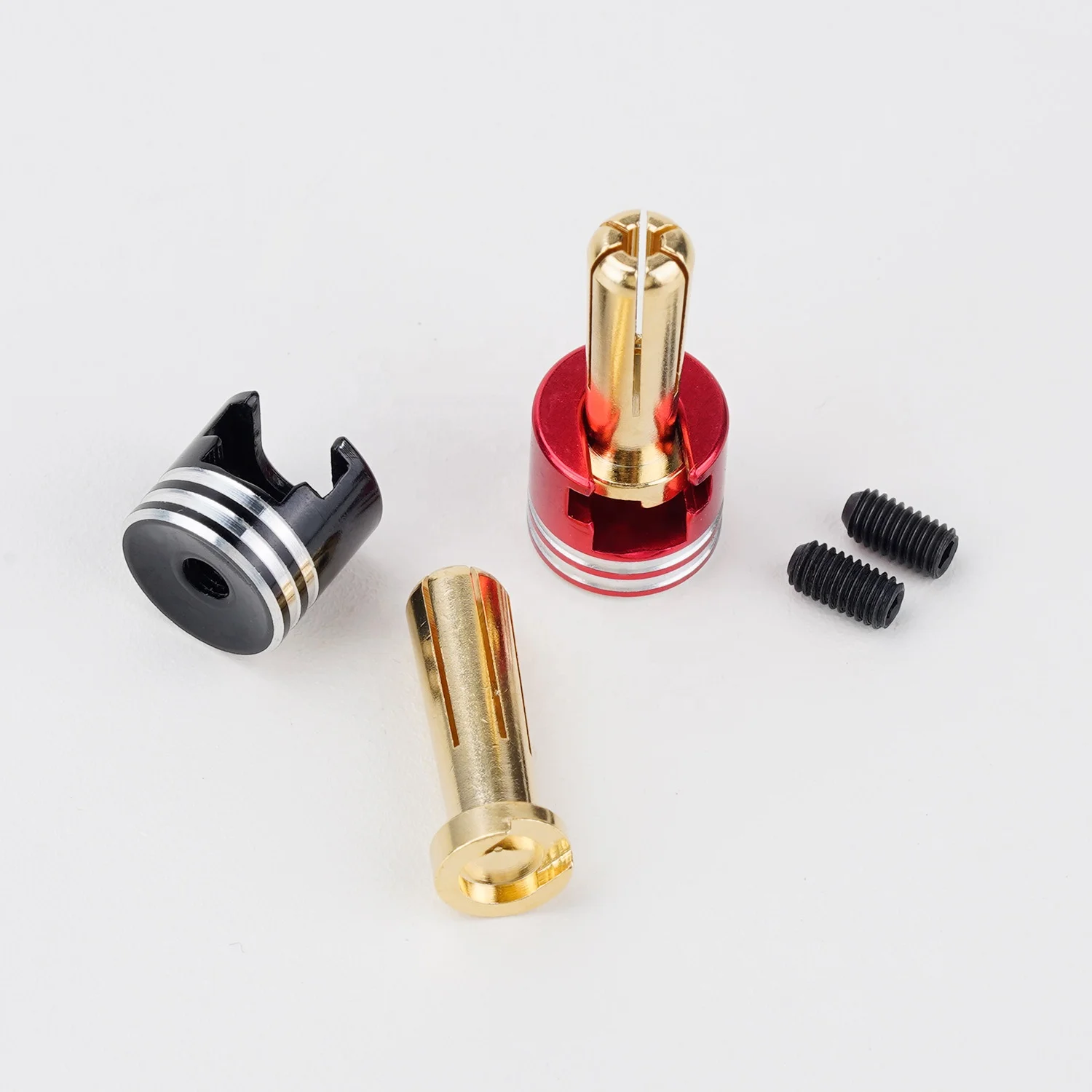 2PCS Heatsink Bullet Plug Grips with 5mm Bullets (Black/Red) for 1/10 Scale Off road Buggy Monster Truck RC Dift Cars