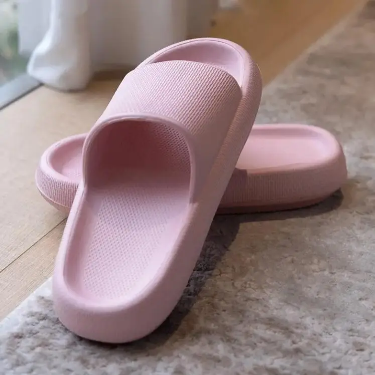 Custom Slippers Non-slip Indoor Thick Soled Eva Form Cloud Slippers Chancletas De Mujer Pillow Slides for Women