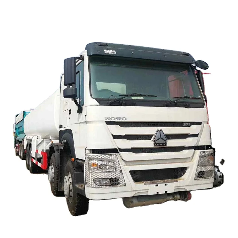 sinotruk howo 30m3 8x4 fuel truck tanker aviation fuel trucks