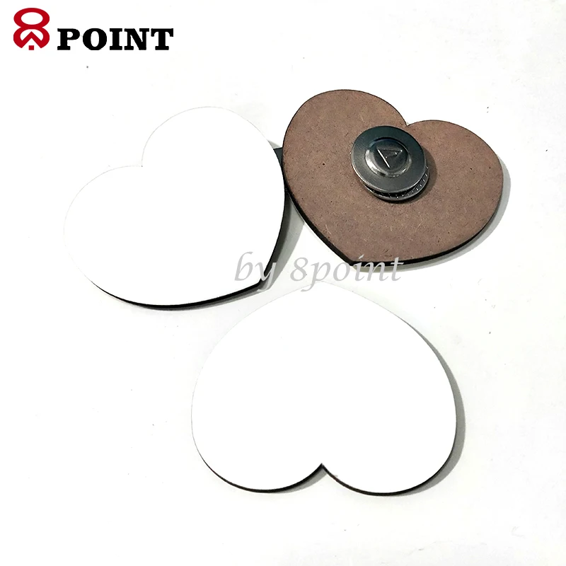 Бейдж с сублимационным логотипом в форме сердца