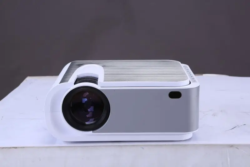 Pocket-type mini projector 4k is easy to carry with 720P Native Android Home theatre 5000 Lumens Led Projector