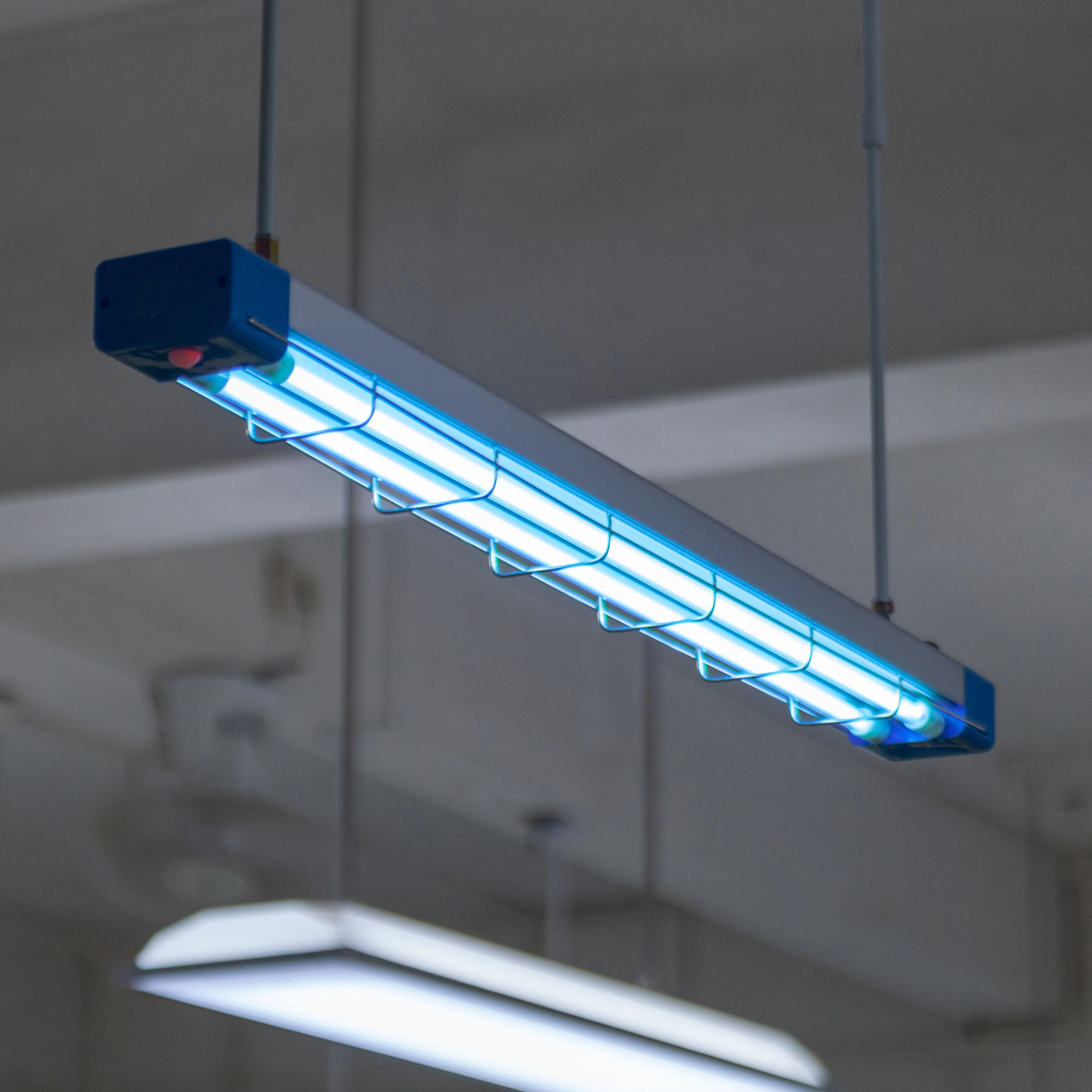 OEM smart Disinfection lamp 254nm UVC Disinfection Ceiling Light for school hospital Intelligent UVC sterilizing lamp