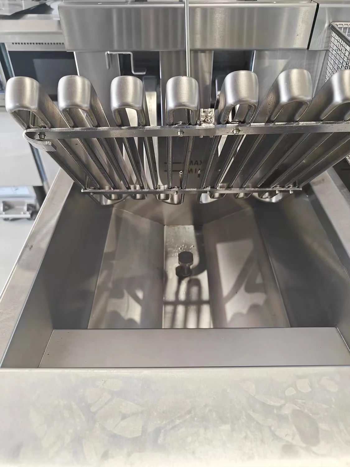 Commercial Digital computer panel Single tank deep fryer CE High quality electric open fryer frying machine for sale