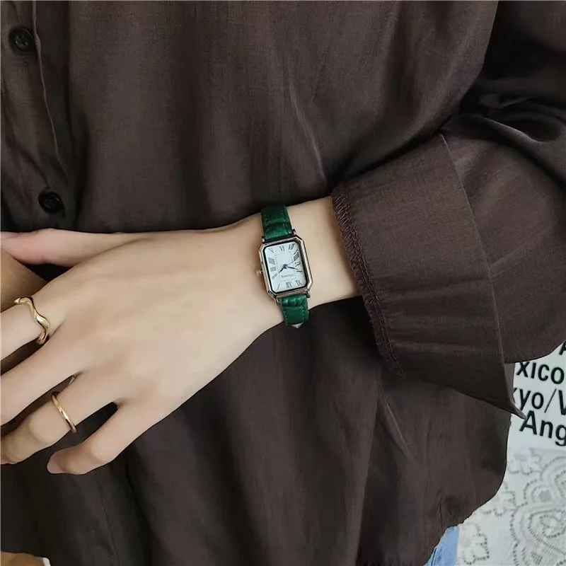 Rectangle Fashion Ladies Watches For Women Girl Simple  black and brown Leather Watchband Quartz Minimalist Wristwatches