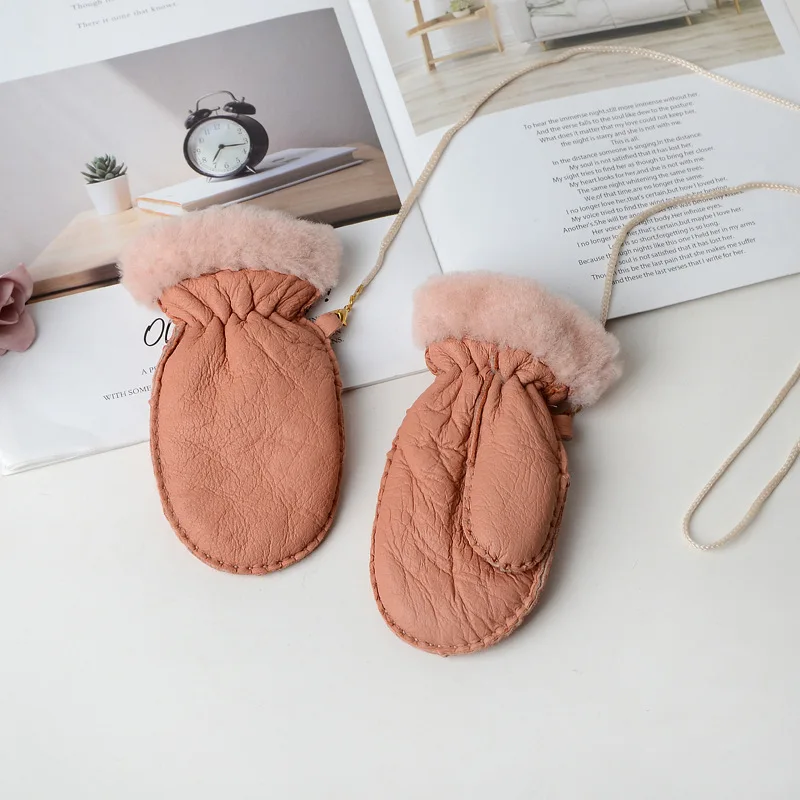 100% Hand-made Baby Real Lamb Fur Mitten Kids Fingerless Leather Yang fur gloves fingered baby Students go to school and keep wa