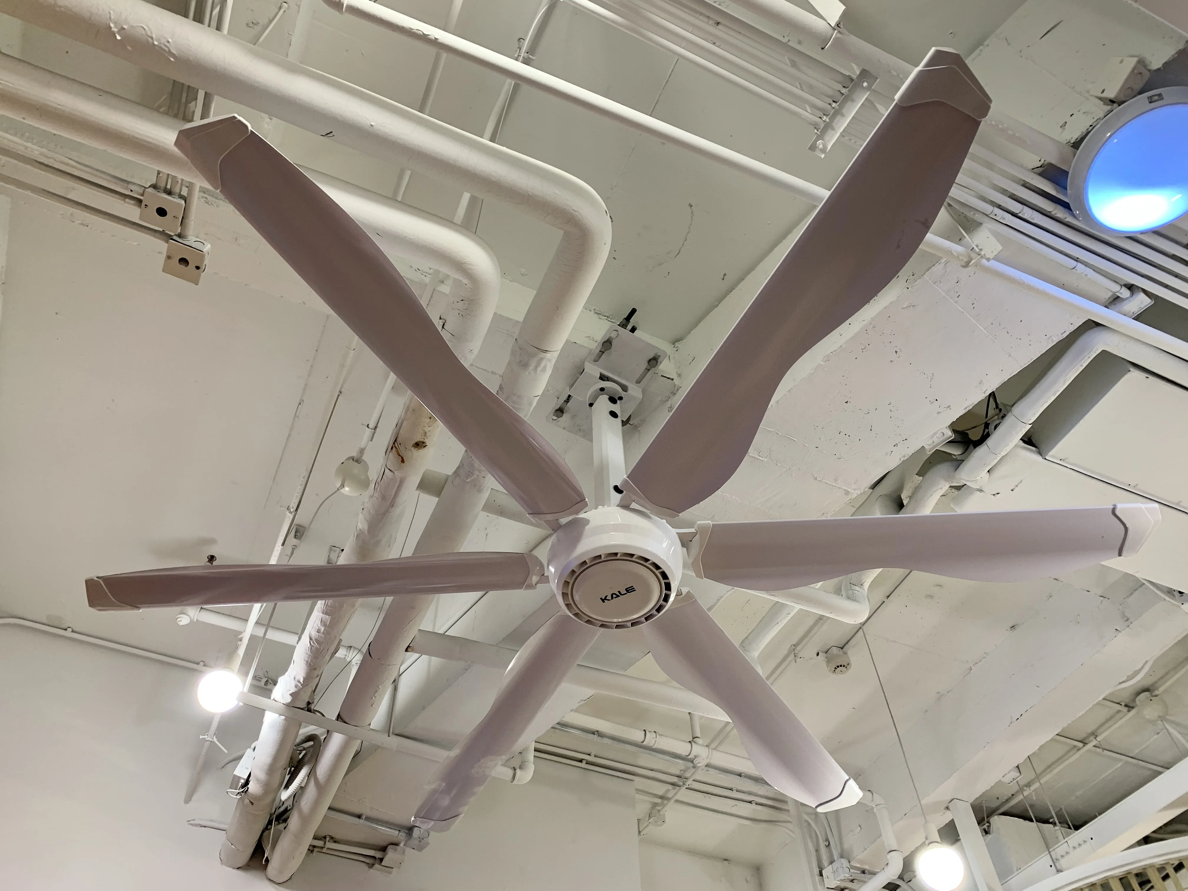 Kale Pmsm Motor 2m/2.5m/3m 6 Aluminum Wave Blades Big Hvls Ceiling Fan for Commercial