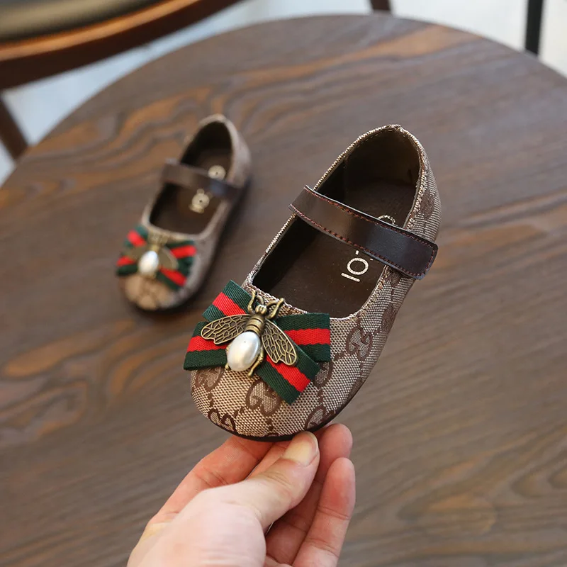 Тканевые туфли в Корейском стиле, новая весенняя детская обувь принцессы на мягкой подошве, Детская необычная обувь для малышей