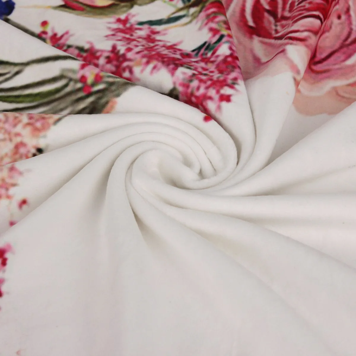 Rainbow character flannel throw blanket  for newborns winter set baby shawls and blankets for 0-3 year kids