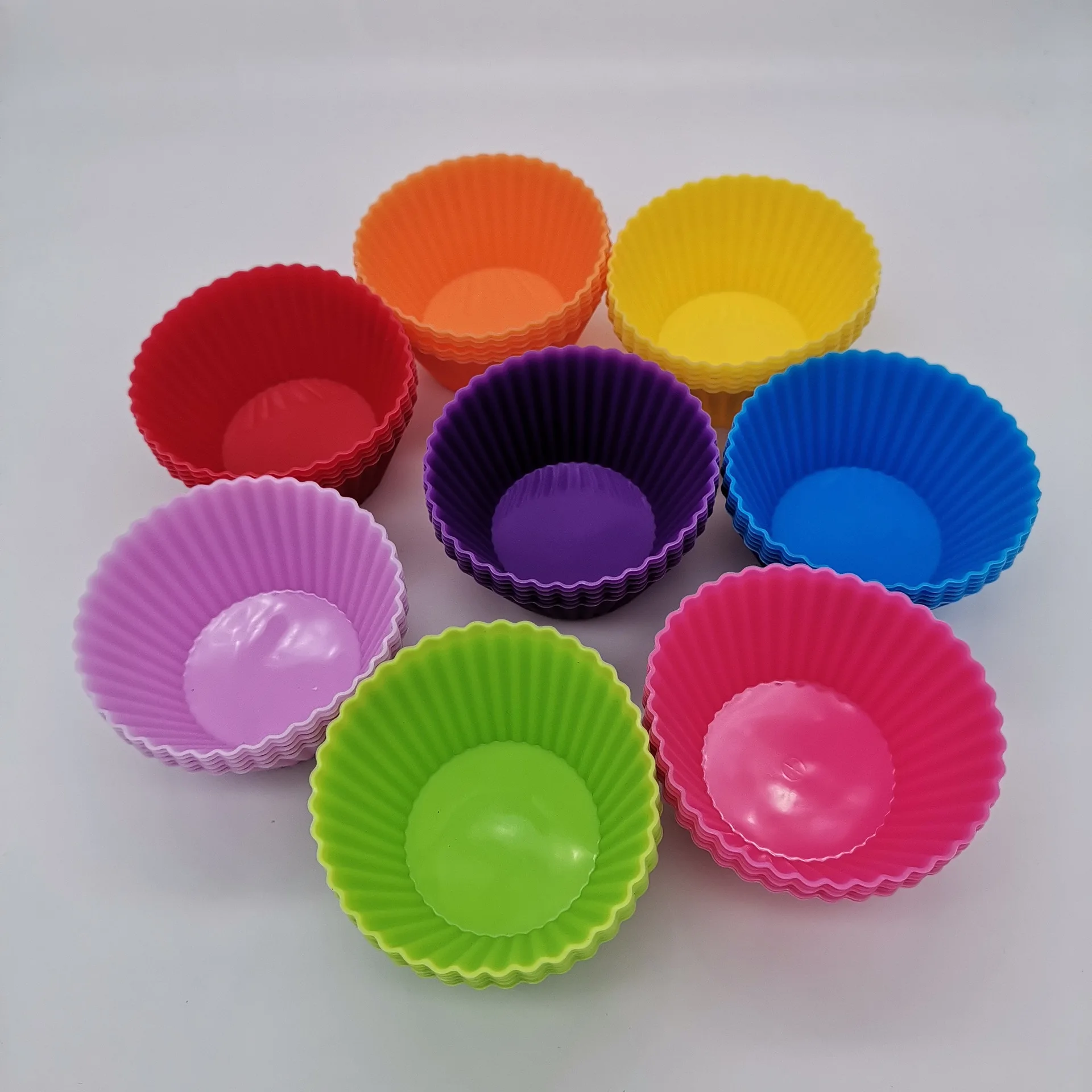 24 Pack Reusable Silicone Cake Molds Baking Molds Muffin Cups Nonstick & Heat Resistant Cupcake Baking Liners
