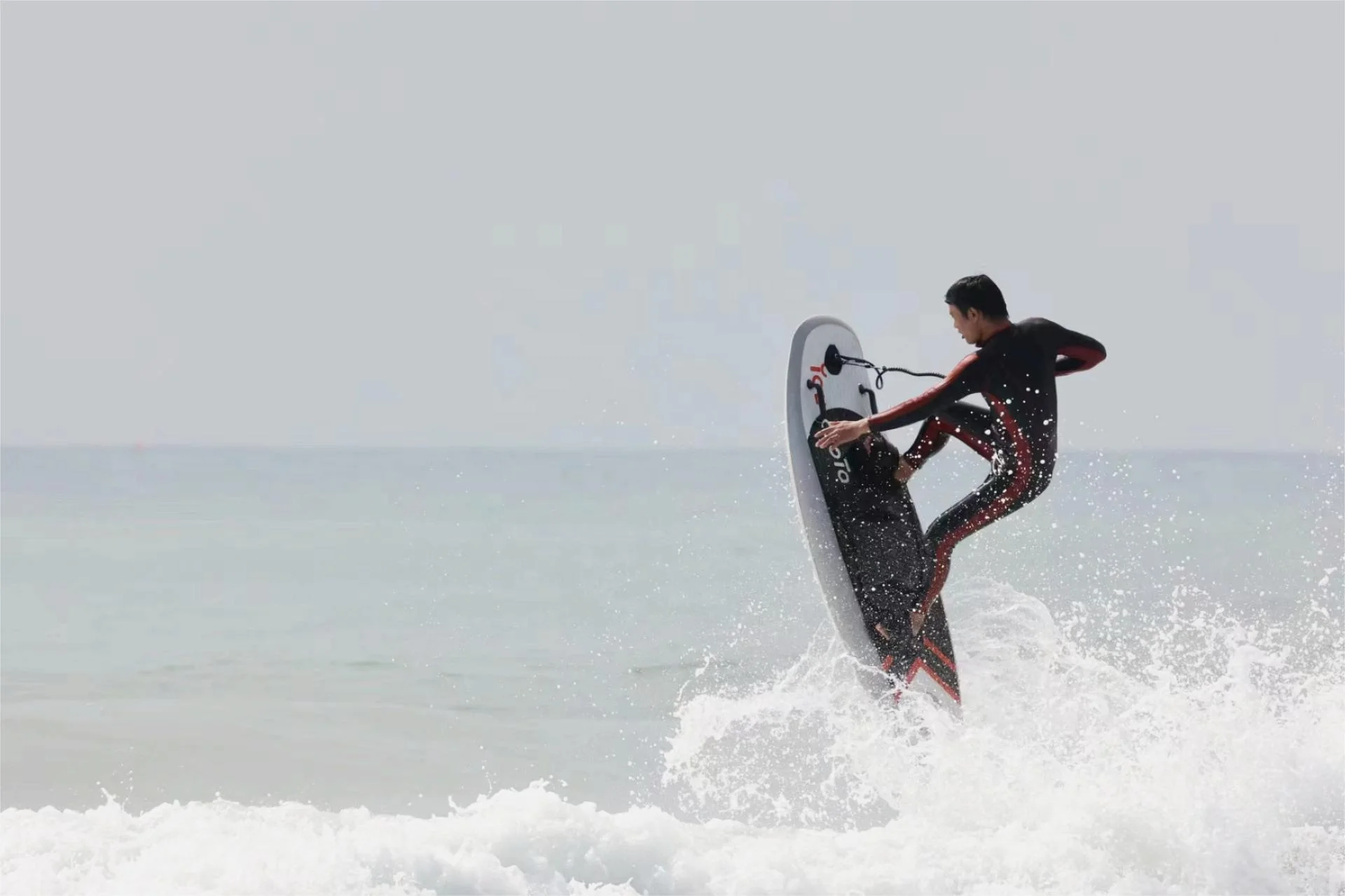 Inflatable Power Ski Jet Surfboard E foil Electric Surf Board Motor Efoil Electric Surfboard Hydrofoil Board