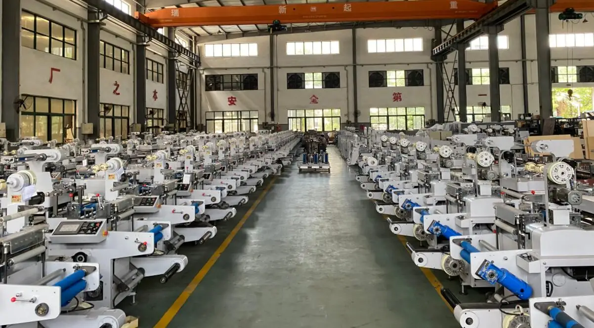 Top Hot WEIGANG WQM-420 Roll To Roll Label Die Cutting Machine with sheeter