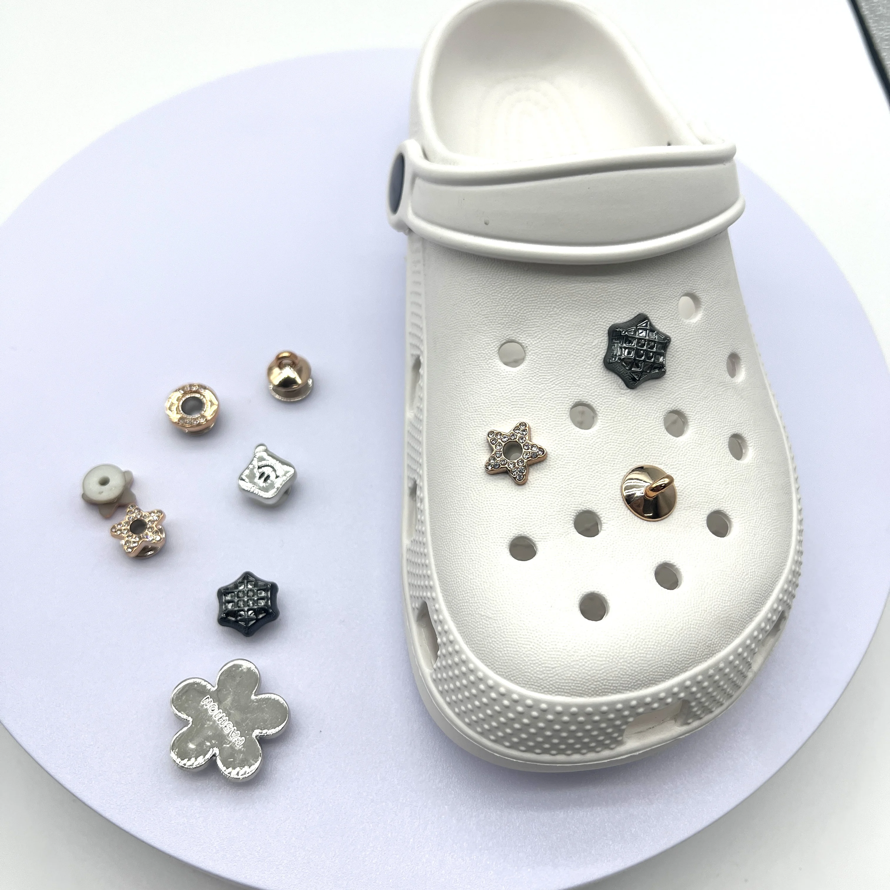 Lightweight Shoescharms Rhinestone Body Chain  Jewelry Crystal Diamond Pin For Shoe Decoration