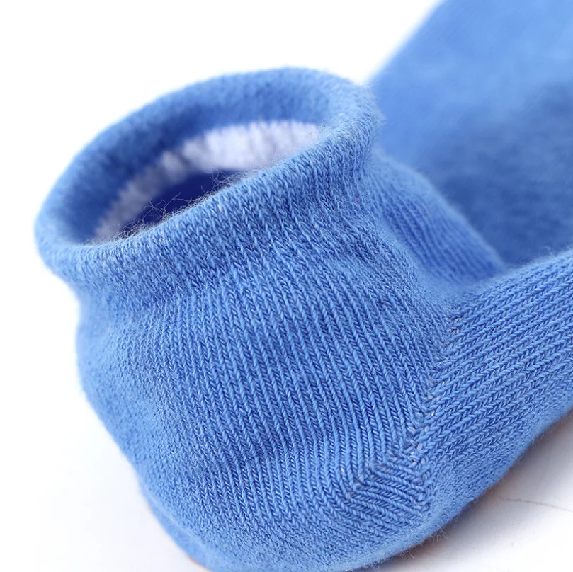 Нескользящие носки для батута, нескользящие носки для батута