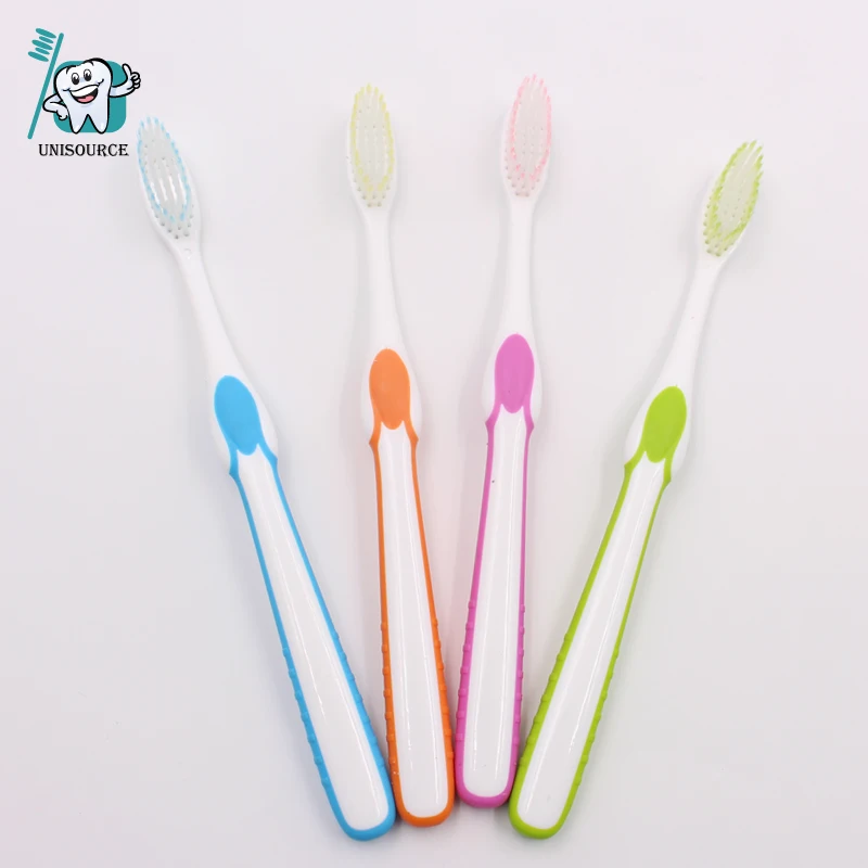 Оптовая продажа Высококачественная портативная мягкая нейлоновая и коническая щетина для взрослых зубная щетка домашнего использования