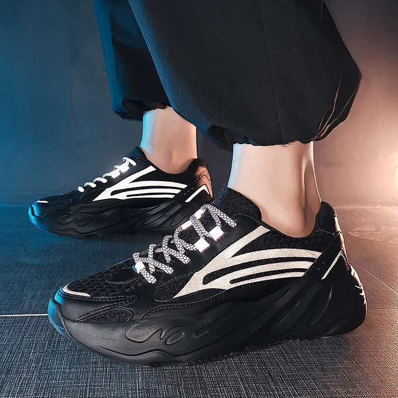 2021New design high quality Y shoes men and women fashion 700 V2 running sneakers