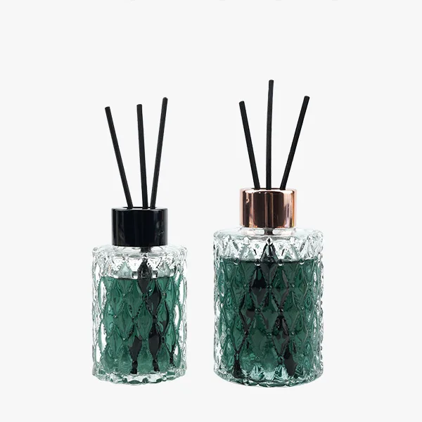 Hot Sale Carving Various Patterns Glass Wine Bottle With Wooden Lid Aroma Reed Diffuser Bottle