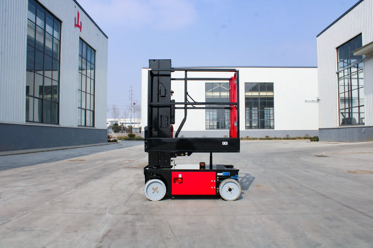 self-propelled oil free vertical mast AWMP6200 series aerial working platform