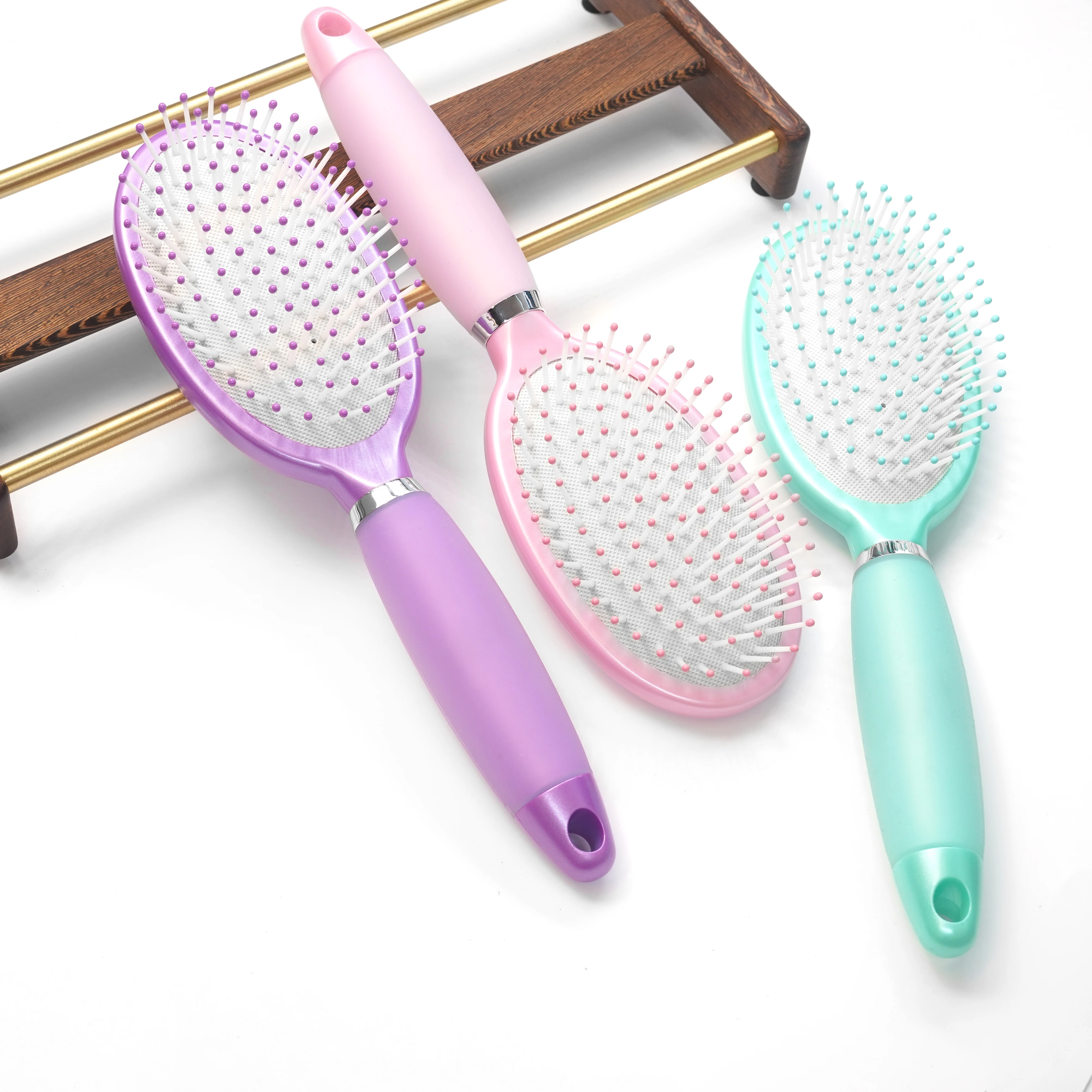 Amazon hot selling hair Plastic Handle brush cushion scalp massage purple High quality professional oval paddle hair brush
