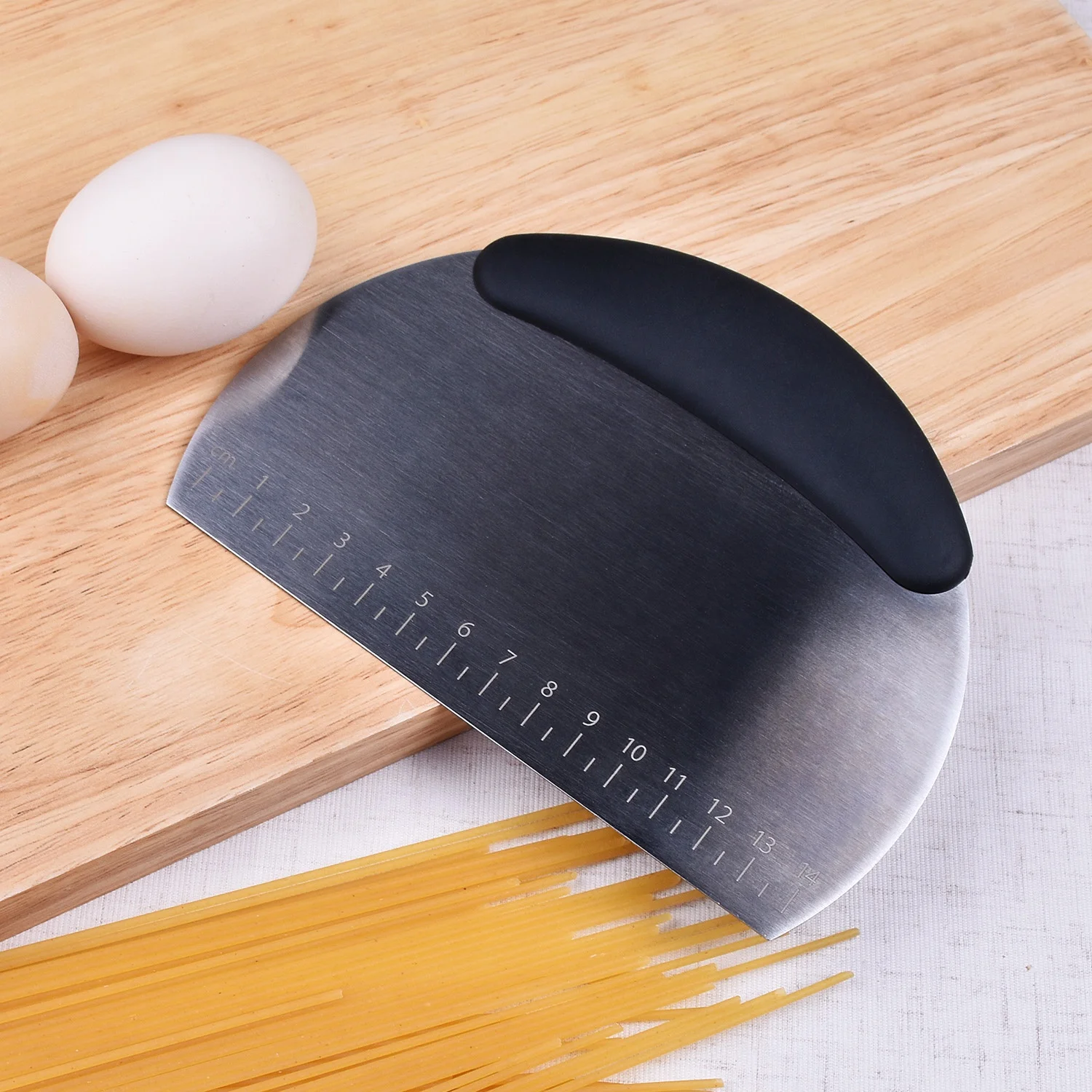 Kitchen Gadget Dough Cutter PP Handle With Scale Baking Tools Pastry Cutter