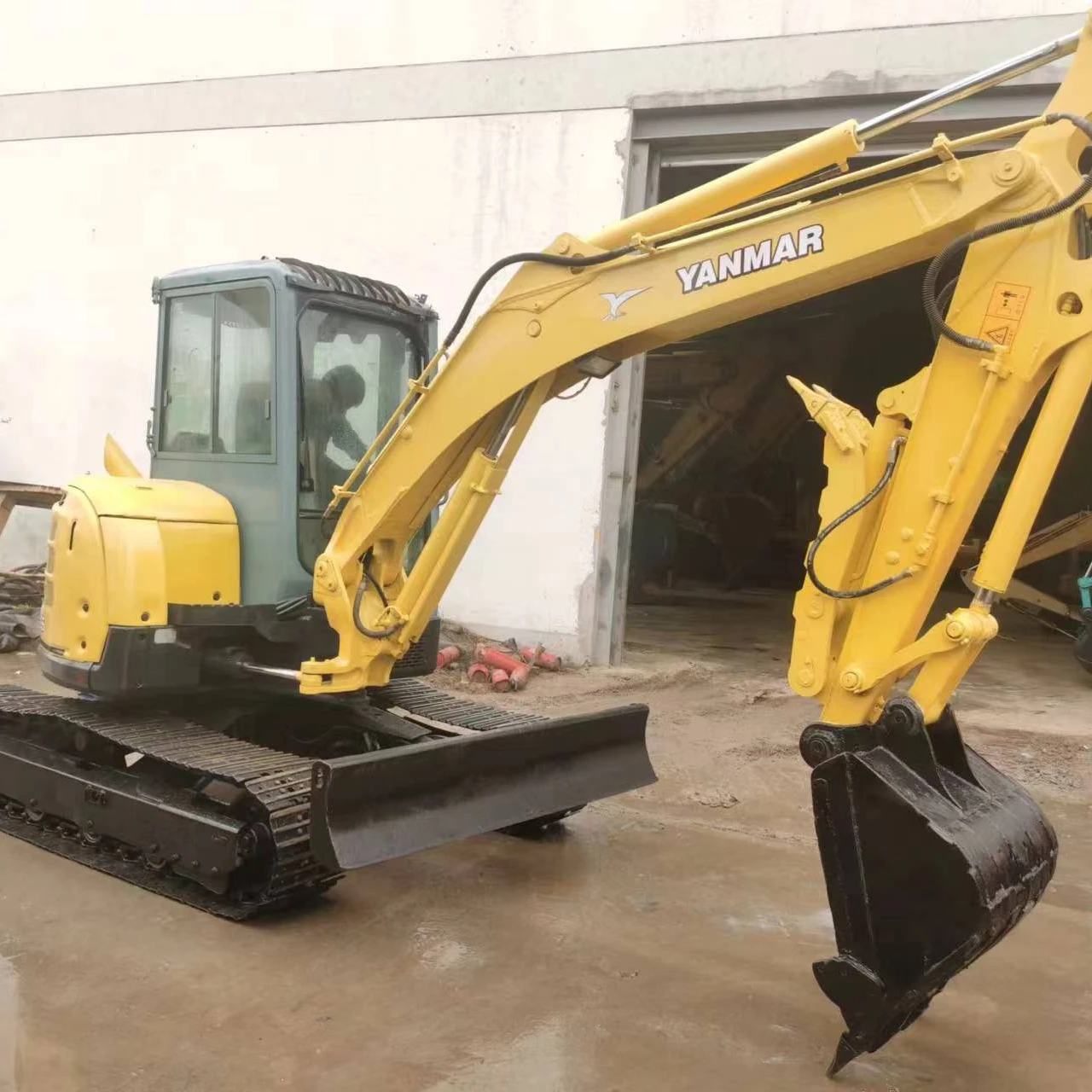EPA Small Excavator Used Mini Excavator With Thumb For Sale in Shanghai