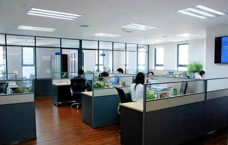 electric pruning shear.jpg