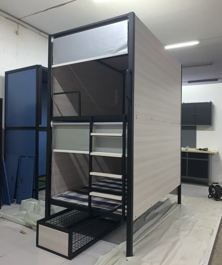 Modern Capsule Adult Enclosed Iron Metal Frame Dormitory Double Bunk Beds For Hostels