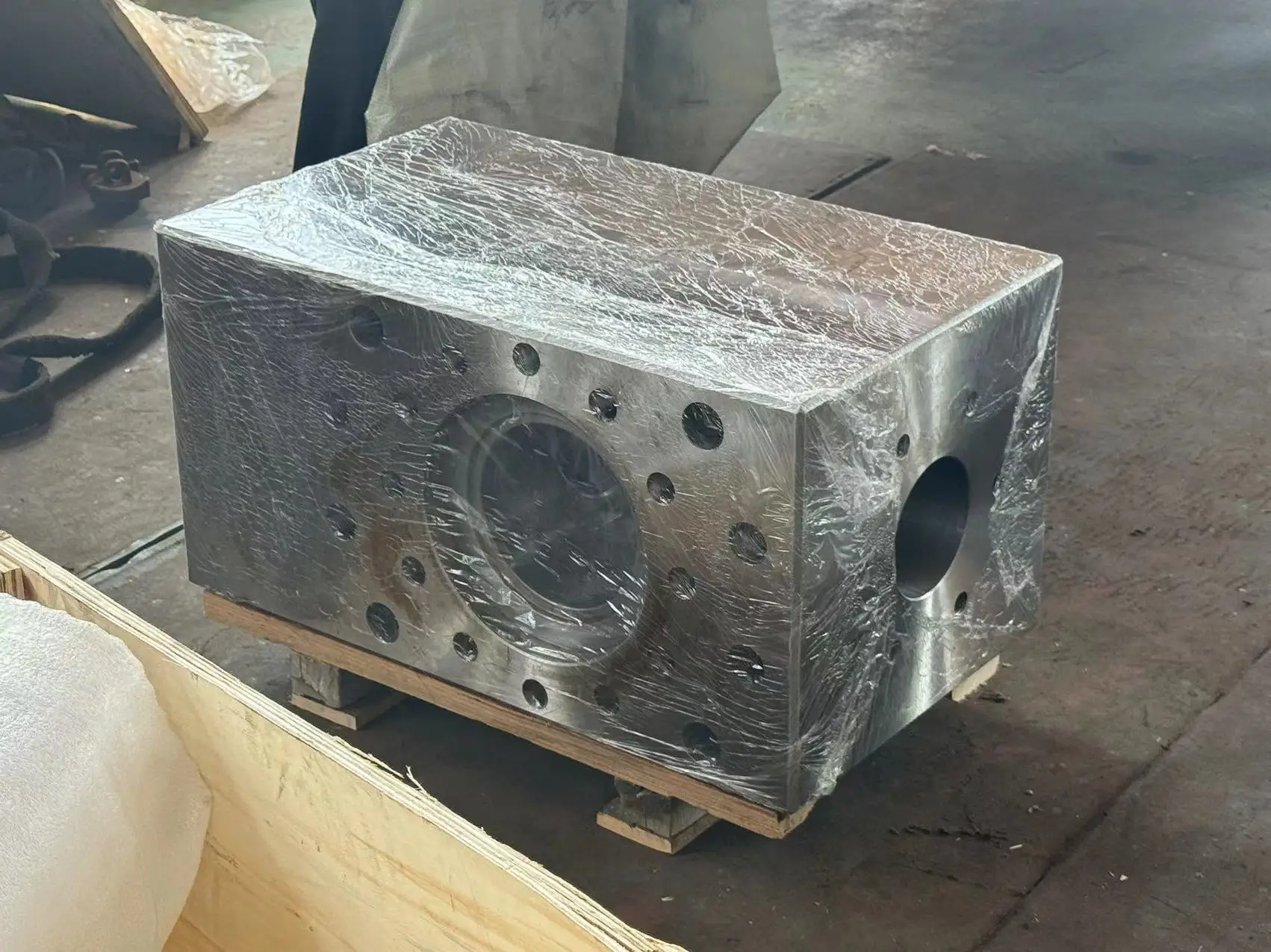 Mud Pump Spare Parts Fluid End Modules /Hydraulic Cylinder/Valve Box F-500/F-800/F-1000/F-1300/F-1600/F-2200HL For Drilling Rigs