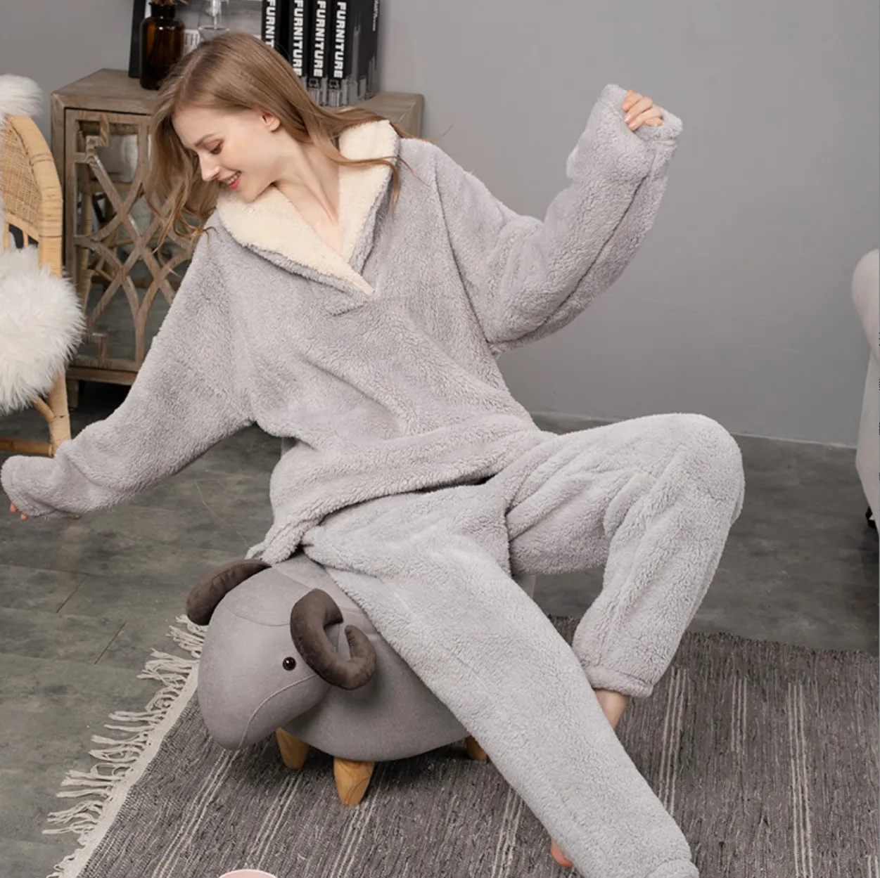 Best seller pyjamas coral pajama pants long sleeve flannel women winter velvet pajamas set for lady