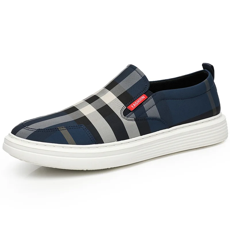 Factory Price customized logo printed Canvas Shoes Soft Slip-on Men canvas Skateboard Sneakers Wholesale New Flat Loafer Shoes