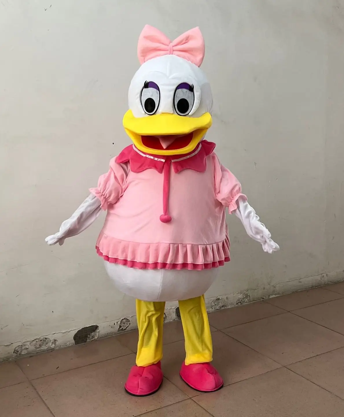 Hot Selling Cartoon Mickey And Minnie Mascot Soft Mouse Costume Party Cartoon Walking Character Mascot for Event Performance