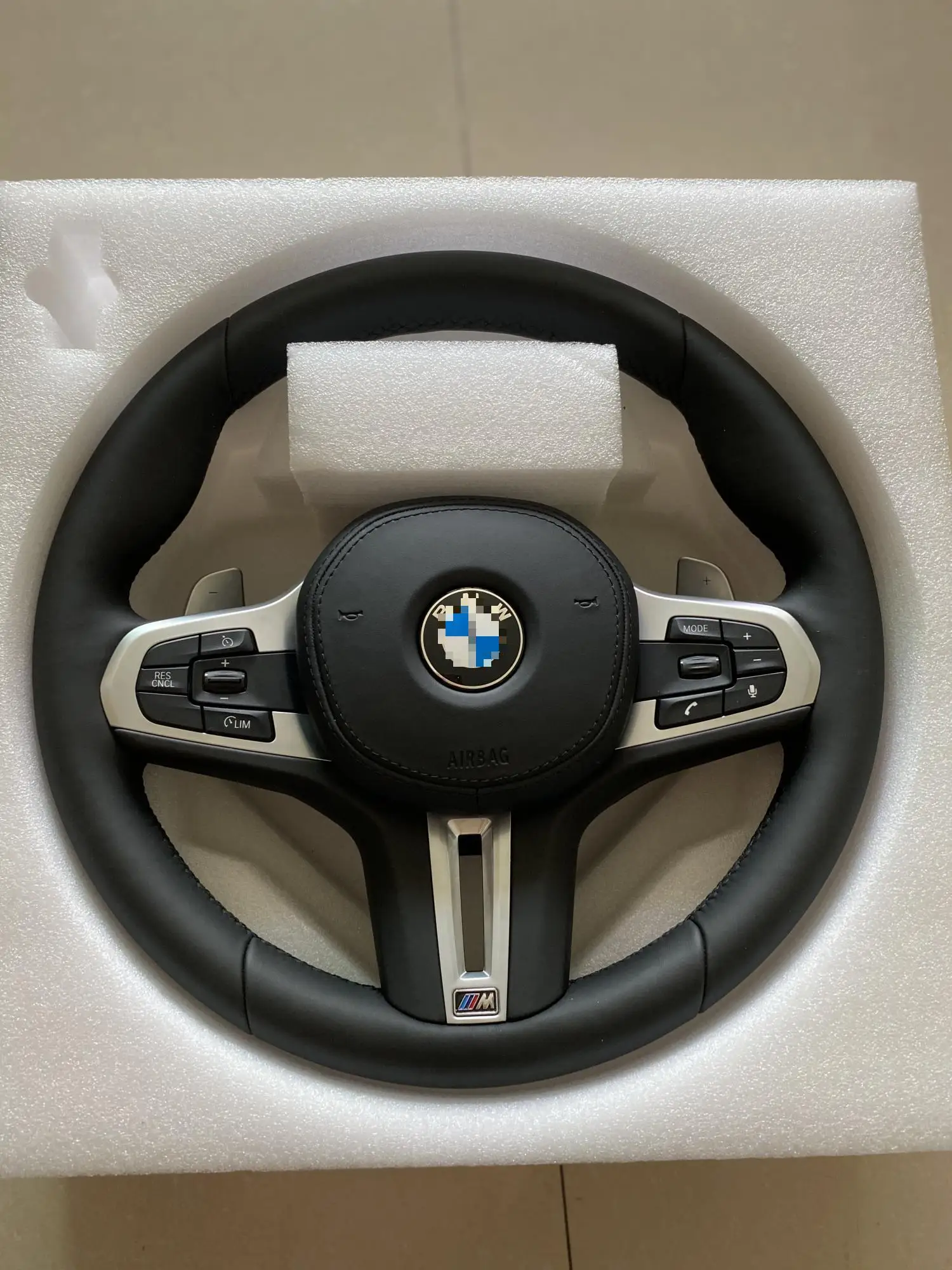 M Steering wheel for BMW F01 F02 F06 F07 F10 F11 F12 F13 F14 F15 F16 F22 F30 F31 F32 F33 F34 F80 F82 F83 F85 F86 F87 X3 X4 X5