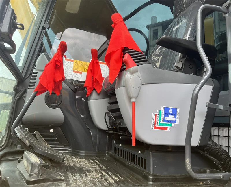 Инженерная строительная техника японская оригинальная komatsu pc220 pc220-8 б/у экскаватор дешевая цена