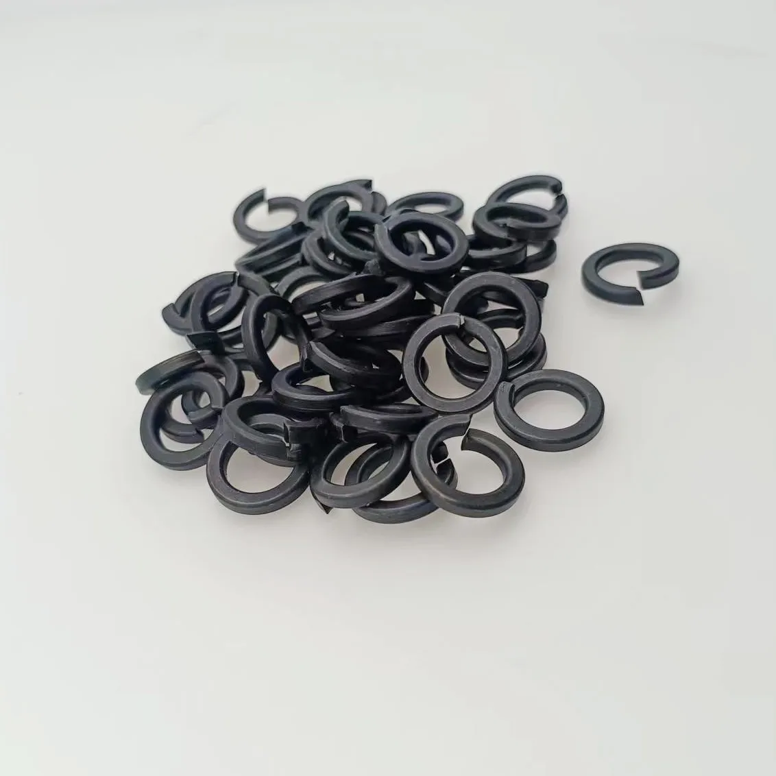 High Strength Steel Spring Washer with Zinc Finish Ordinary Wedge Style
