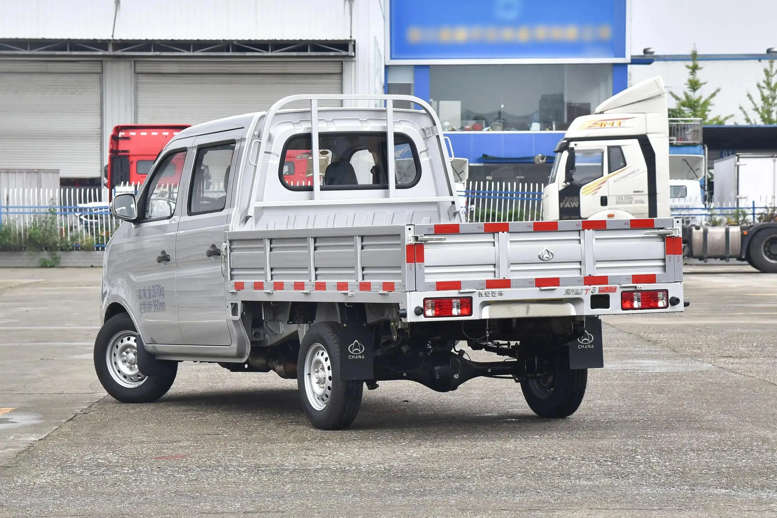Changan/KYC T3 Plus Gasoline freight vehicle Economical fuel RWD mini cargo truck with manual transmission CHANGAN KYC Goods Car